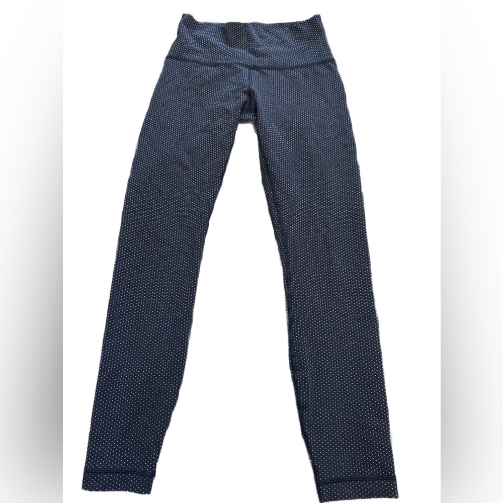 Lululemon Navy and White Polka Dot Wunder Under 6 Like New